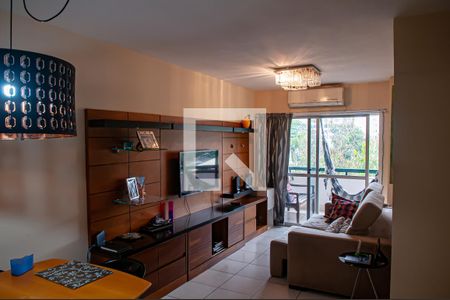 sala de apartamento para alugar com 3 quartos, 90m² em Pechincha, Rio de Janeiro