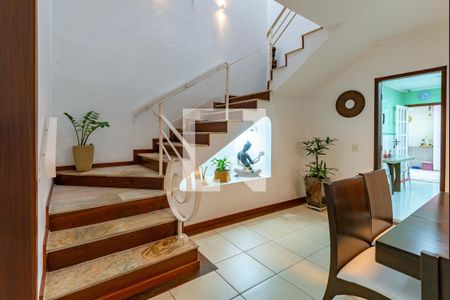 Casa de condomínio à venda com 269m², 4 quartos e 2 vagasSala 2