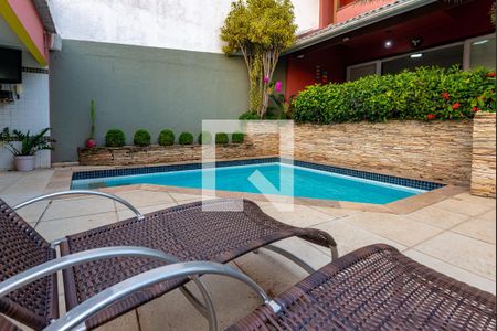 Casa de condomínio à venda com 269m², 4 quartos e 2 vagasPiscina