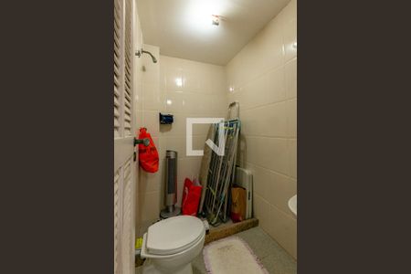 Casa de condomínio à venda com 269m², 4 quartos e 2 vagasbanheiro social 2