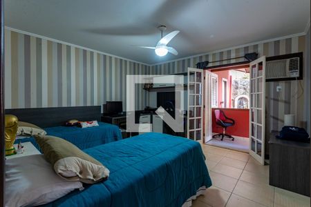 Casa de condomínio à venda com 269m², 4 quartos e 2 vagasQuarto 