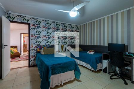 Casa de condomínio à venda com 269m², 4 quartos e 2 vagasQuarto 