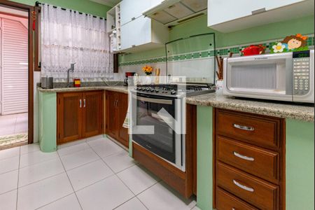 Casa de condomínio à venda com 269m², 4 quartos e 2 vagasCozinha