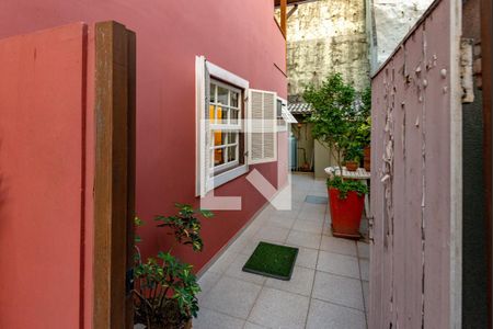 Casa de condomínio à venda com 269m², 4 quartos e 2 vagasÁrea Externa