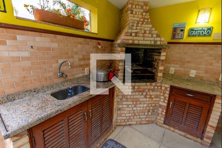 Casa de condomínio à venda com 269m², 4 quartos e 2 vagasChurrasqueira