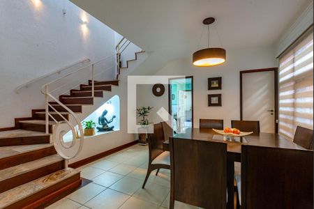 Casa de condomínio à venda com 269m², 4 quartos e 2 vagasSala de Jantar