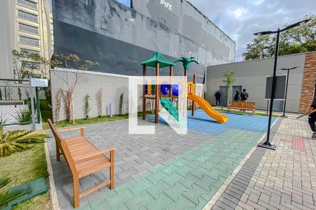 Apartamento para alugar com 30m², 1 quarto e sem vaga Apartamento para alugar com 30m², 1 quarto e sem vagaÁrea Comum - Playground