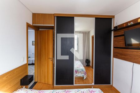 Armário da Suíte de apartamento à venda com 2 quartos, 60m² em Santa Cruz, Belo Horizonte