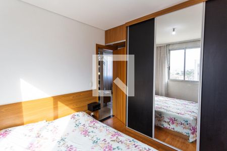 Suíte de apartamento à venda com 2 quartos, 60m² em Santa Cruz, Belo Horizonte