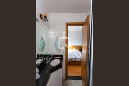 Apartamento à venda com 60m², 2 quartos e 2 vagasBanheiro da Suíte