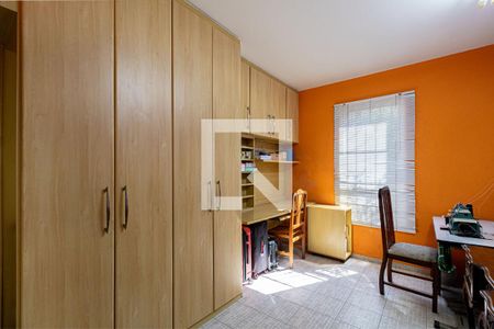 Casa à venda com 187m², 3 quartos e 3 vagasQuarto de Serviço