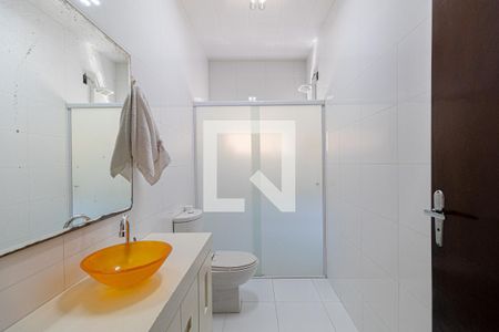 Casa à venda com 187m², 3 quartos e 3 vagasBanheiro