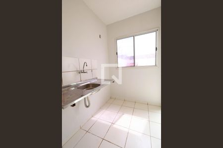 Casa de condomínio para alugar com 60m², 2 quartos e 2 vagasCozinha