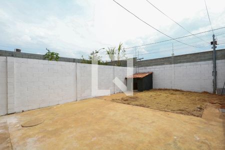 Casa de condomínio para alugar com 60m², 2 quartos e 2 vagasQuintal