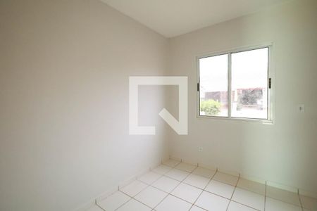 Quarto 2 de casa de condomínio para alugar com 2 quartos, 60m² em Setor Orienteville, Goiânia