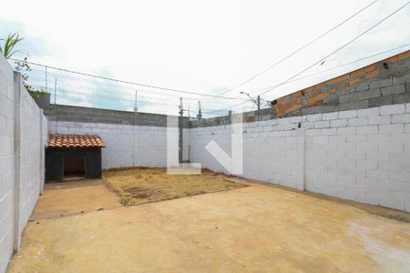Casa de condomínio para alugar com 60m², 2 quartos e 2 vagasQuintal