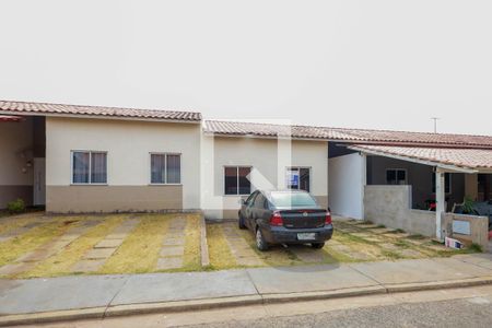 Casa de condomínio para alugar com 60m², 2 quartos e 2 vagasFachada