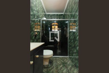 Casa à venda com 210m², 3 quartos e 2 vagasBanheiro Suíte