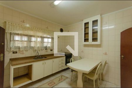 Casa à venda com 210m², 3 quartos e 2 vagasCozinha