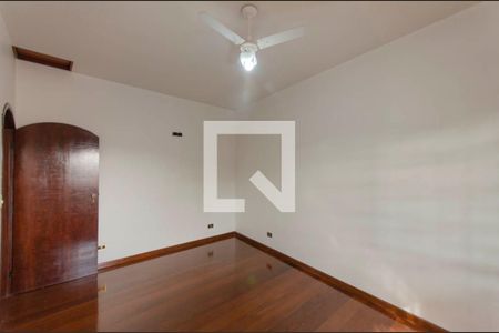 Casa à venda com 210m², 3 quartos e 2 vagasQuarto 1