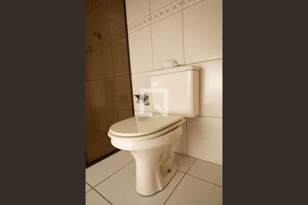 Casa à venda com 180m², 2 quartos e 2 vagasBanheiro - Casa 2