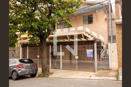 Casa à venda com 180m², 2 quartos e 2 vagasFachada