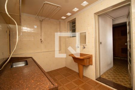 Casa à venda com 180m², 2 quartos e 2 vagasÁrea de Serviço