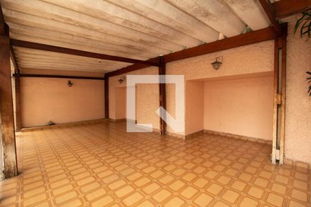 Casa à venda com 180m², 2 quartos e 2 vagasGaragem