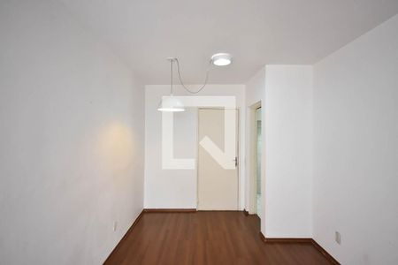 Sala de apartamento para alugar com 2 quartos, 55m² em Jardim Monte Alegre, Taboão da Serra