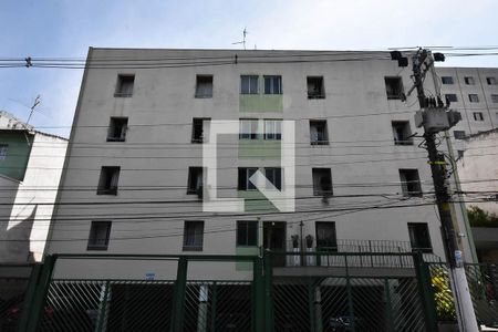 Apartamento para alugar com 55m², 2 quartos e 1 vaga Apartamento para alugar com 55m², 2 quartos e 1 vagaFachada