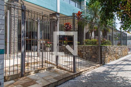 Apartamento à venda com 156m², 3 quartos e 1 vagaFachada