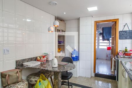 Apartamento à venda com 156m², 3 quartos e 1 vagaCozinha