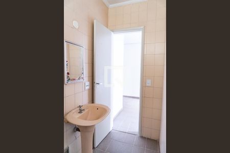 Apartamento para alugar com 60m², 1 quarto e sem vagaBanheiro