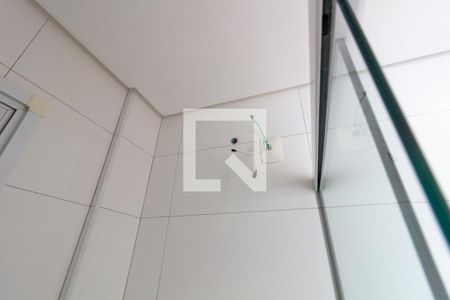 Apartamento para alugar com 119m², 2 quartos e 1 vaga Apartamento para alugar com 119m², 2 quartos e 1 vagaDetalhe do banheiro social