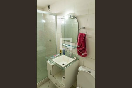 Casa à venda com 200m², 3 quartos e 1 vagaBanheiro 2