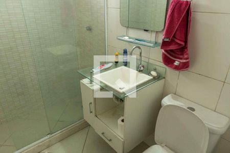 Casa à venda com 200m², 3 quartos e 1 vagaBanheiro 2