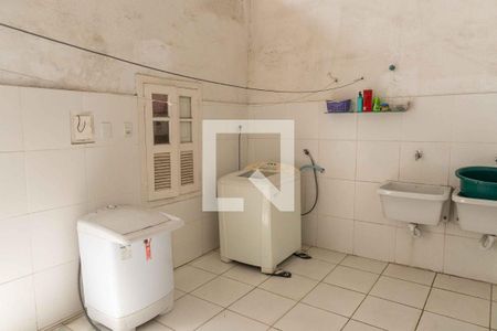 Casa à venda com 200m², 3 quartos e 1 vagaÁrea de Serviço