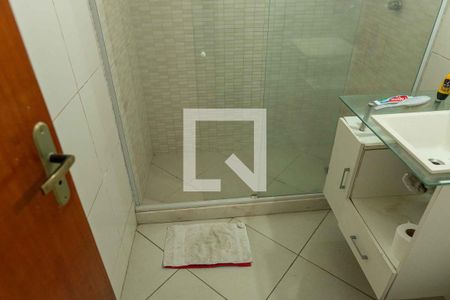 Casa à venda com 200m², 3 quartos e 1 vagaBanheiro 2