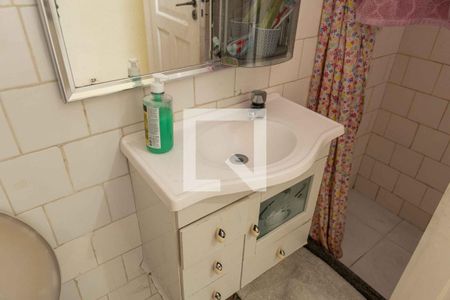 Casa à venda com 200m², 3 quartos e 1 vagaBanheiro 1