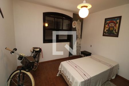 Casa à venda com 260m², 5 quartos e 3 vagasQuarto 3