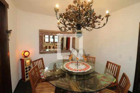 Casa à venda com 260m², 5 quartos e 3 vagasSala de Jantar