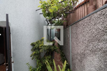 Casa à venda com 260m², 5 quartos e 3 vagasCorredor