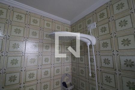 Casa à venda com 260m², 5 quartos e 3 vagasBanheiro