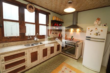 Casa à venda com 260m², 5 quartos e 3 vagasCozinha