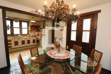 Casa à venda com 260m², 5 quartos e 3 vagasSala de Jantar