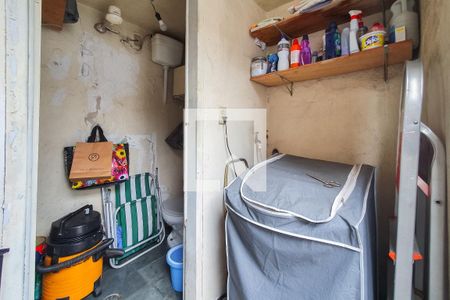 Casa à venda com 260m², 2 quartos e sem vagaBanheiro de Serviço