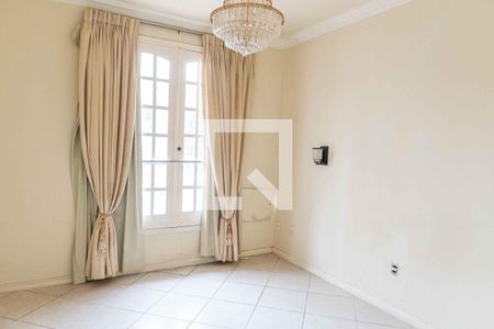 Casa à venda com 184m², 5 quartos e 3 vagas Casa à venda com 184m², 5 quartos e 3 vagasQuarto 1