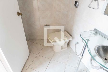 Casa à venda com 184m², 5 quartos e 3 vagas Casa à venda com 184m², 5 quartos e 3 vagasBanheiro da Suíte 3