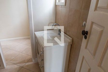 Casa à venda com 184m², 5 quartos e 3 vagas Casa à venda com 184m², 5 quartos e 3 vagasBanheiro da Suíte 2