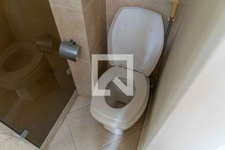 Casa à venda com 184m², 5 quartos e 3 vagas Casa à venda com 184m², 5 quartos e 3 vagasBanheiro da Suíte 2